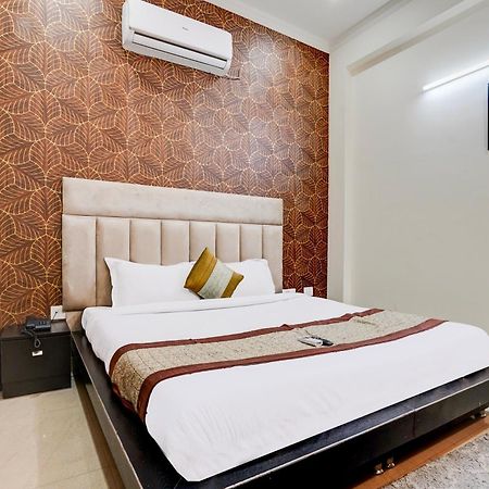 Fabexpress Next Home Gurgaon Exteriör bild