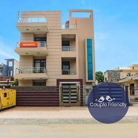 Fabexpress Next Home Gurgaon Exteriör bild