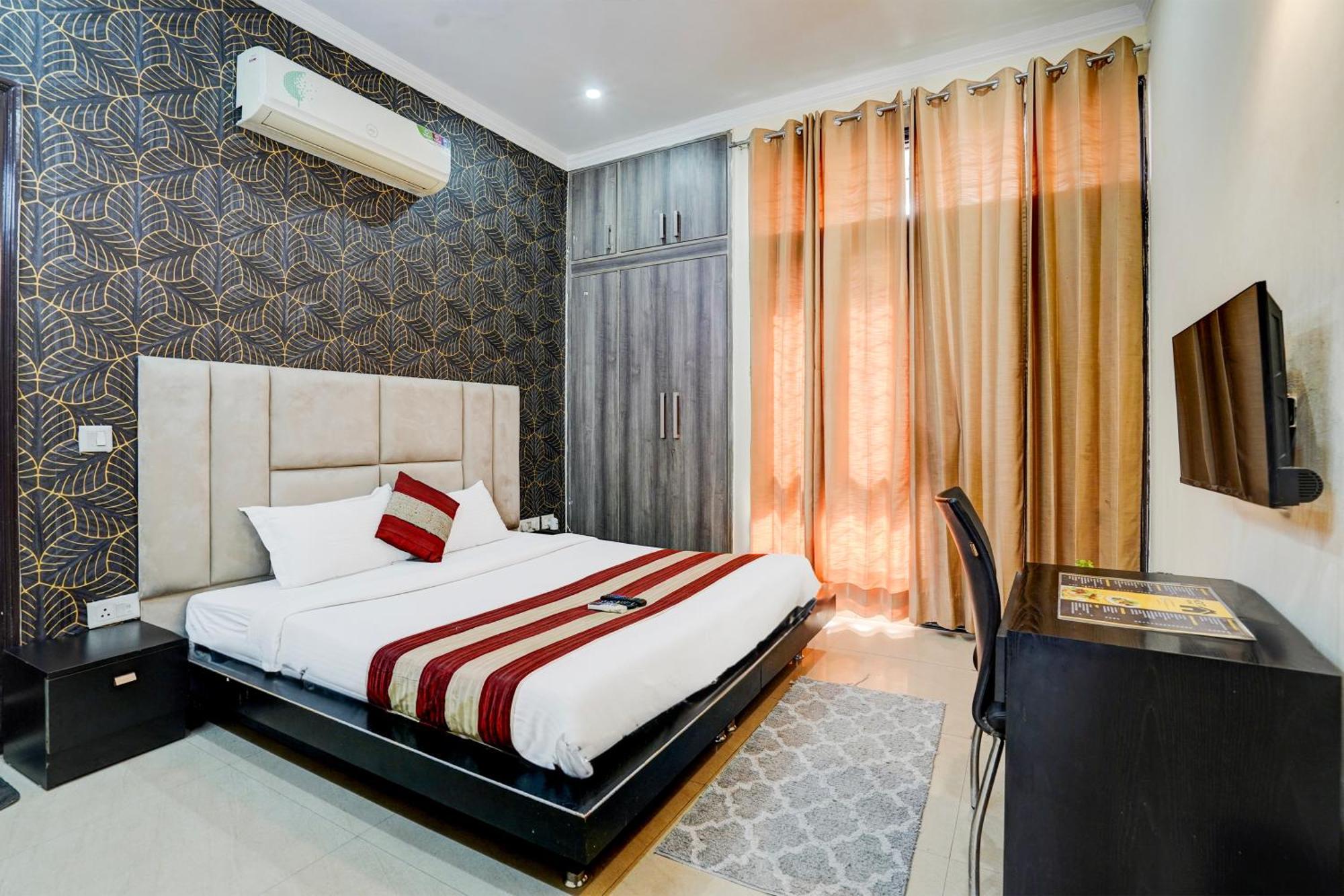 Fabexpress Next Home Gurgaon Exteriör bild
