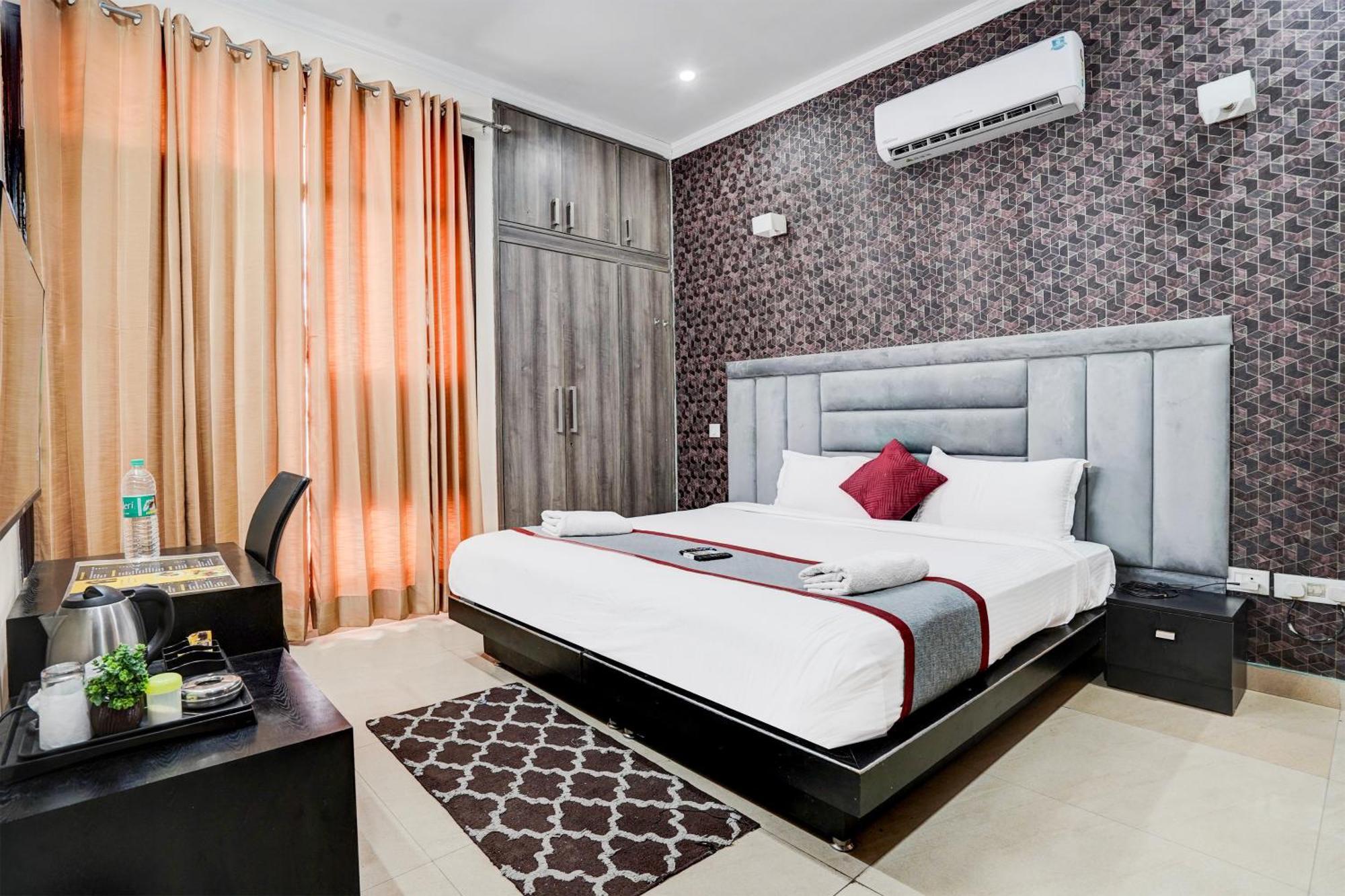 Fabexpress Next Home Gurgaon Exteriör bild
